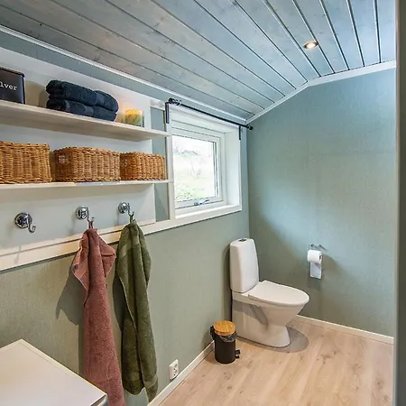 Refsnes Overnatting, Hus Gunti * Vebbestad