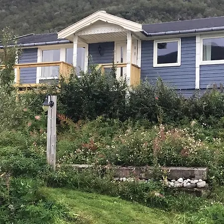 Refsnes Overnatting, Hus Gunti * Vebbestad